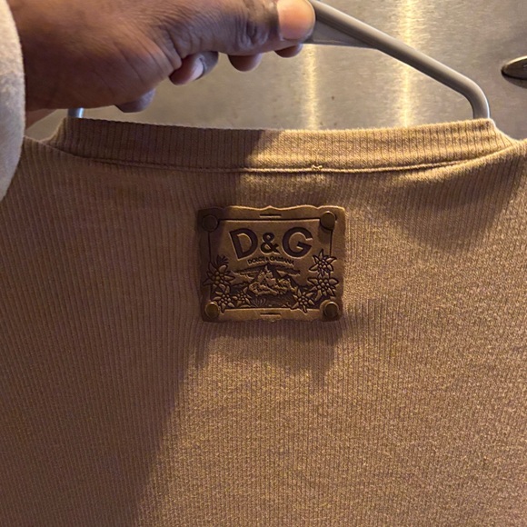 D&G Ribbed Tan Top - Picture 3 of 3